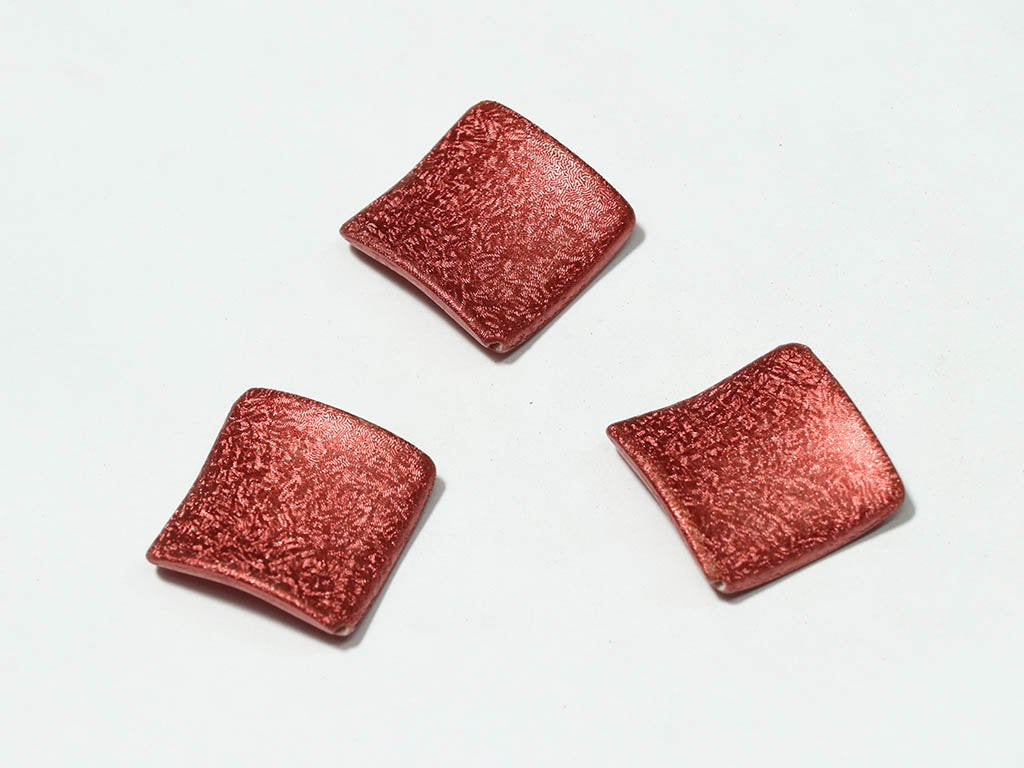red-fancy-designer-square-plastic-beads-18x18-mm