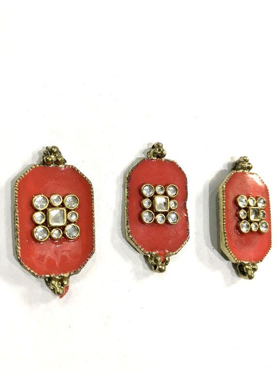 red-hexagonal-metal-show-button