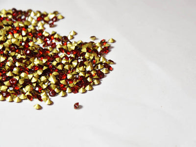 red-octagonal-glass-zircons-stones