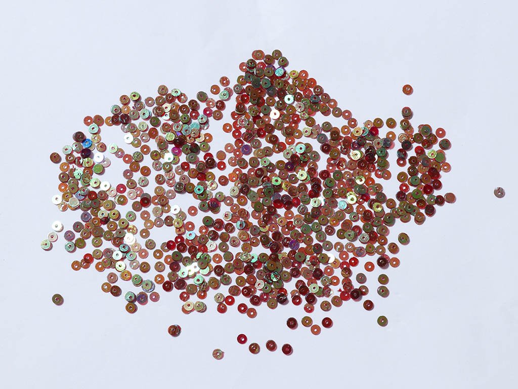 red-rainbow-circular-plastic-sequins-4-mm