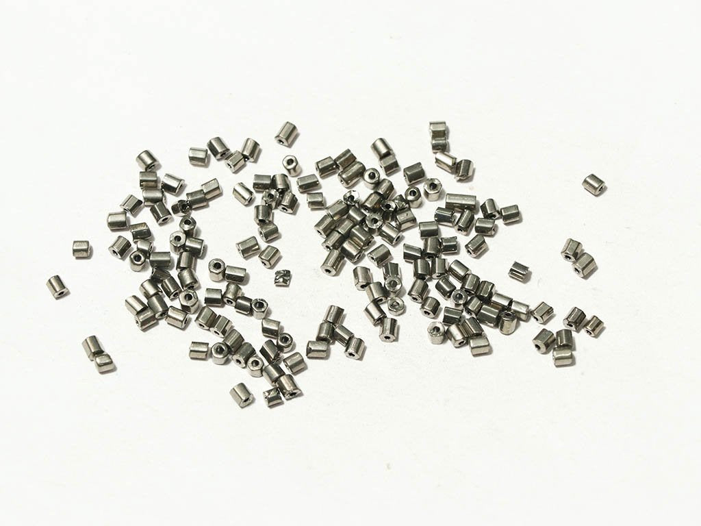 red-transparent-2-cut-seed-beads-1-5-mm