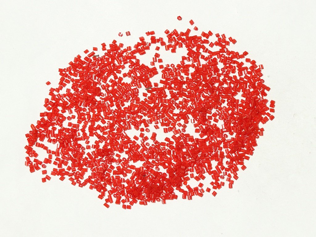 red-transparent-2-cut-glass-seed-beads-1