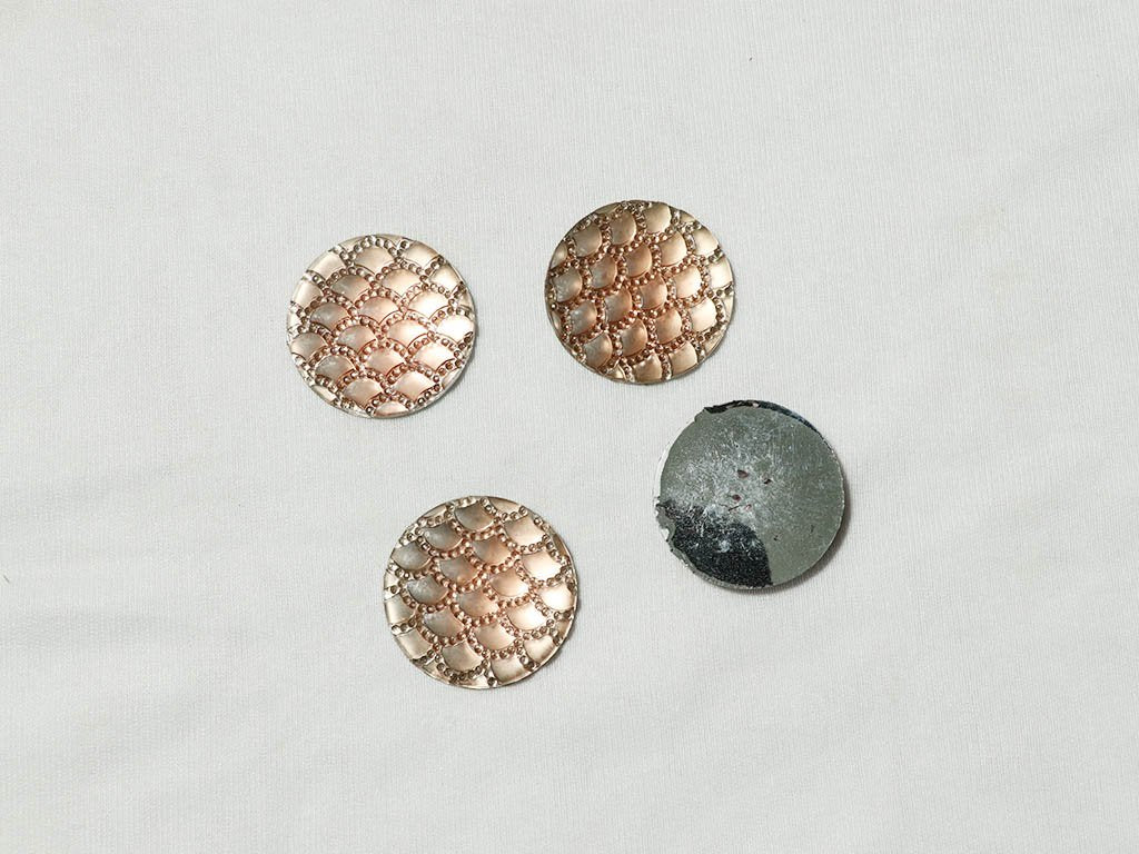 rose-pink-designer-circular-plastic-stones-35-mm