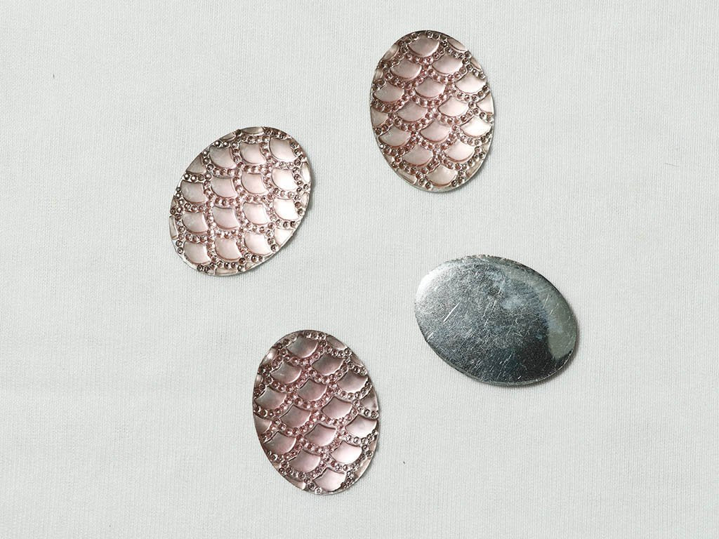 rose-pink-designer-oval-plastic-stones-30x40-mm