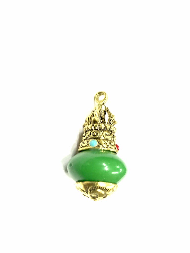 round-green-pendant-metal-cap