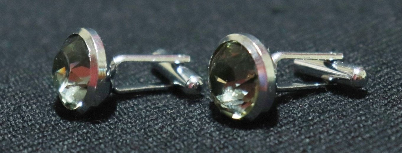 round-large-crystal-silver-metallic-cufflinks