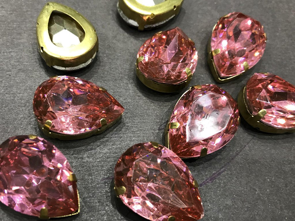 ruby-pink-drop-resin-stones-with-catcher-25x18-mm-1