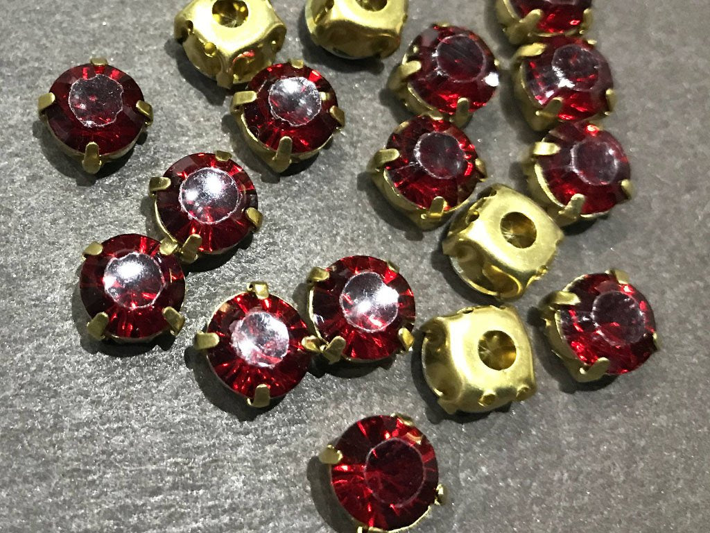 ruby-red-circular-resin-stones-with-catcher-8-mm