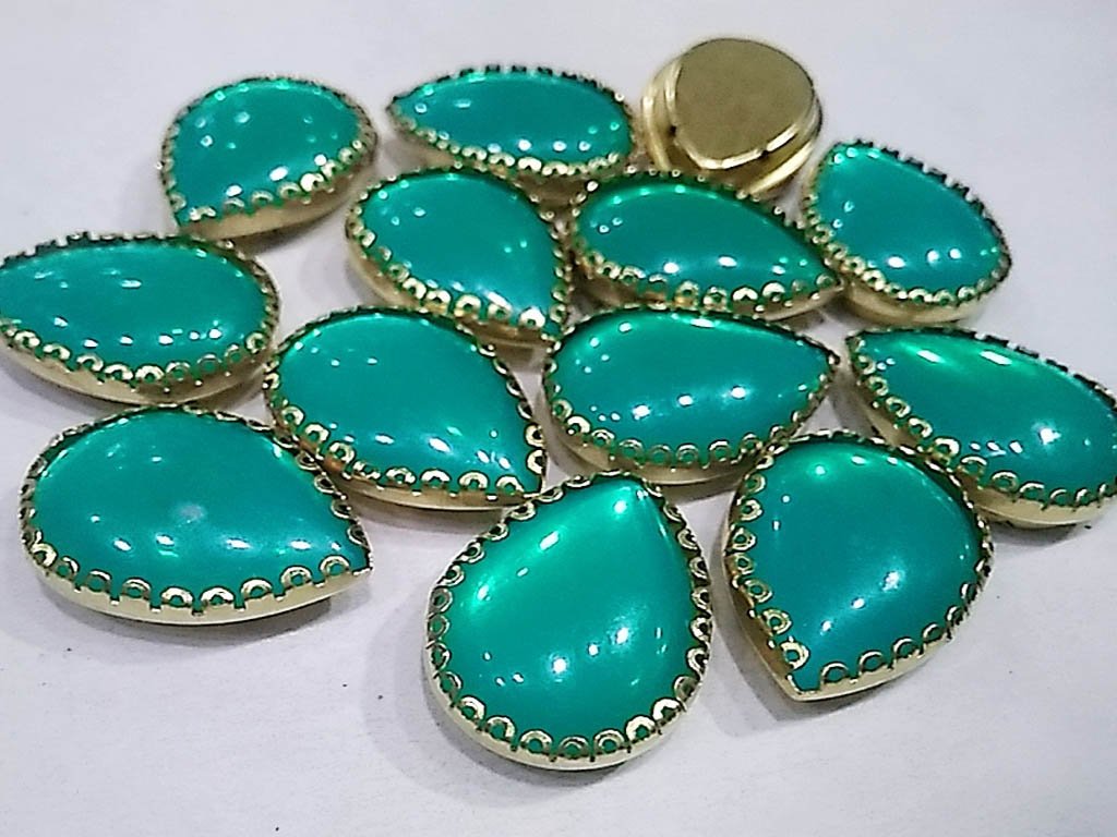 sea-green-drop-plastic-stones-with-catcher-25x18-mm