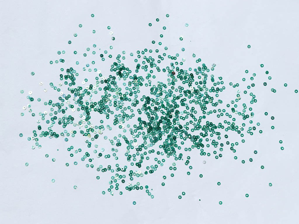 sea-green-flat-circular-plastic-sequins-3-mm