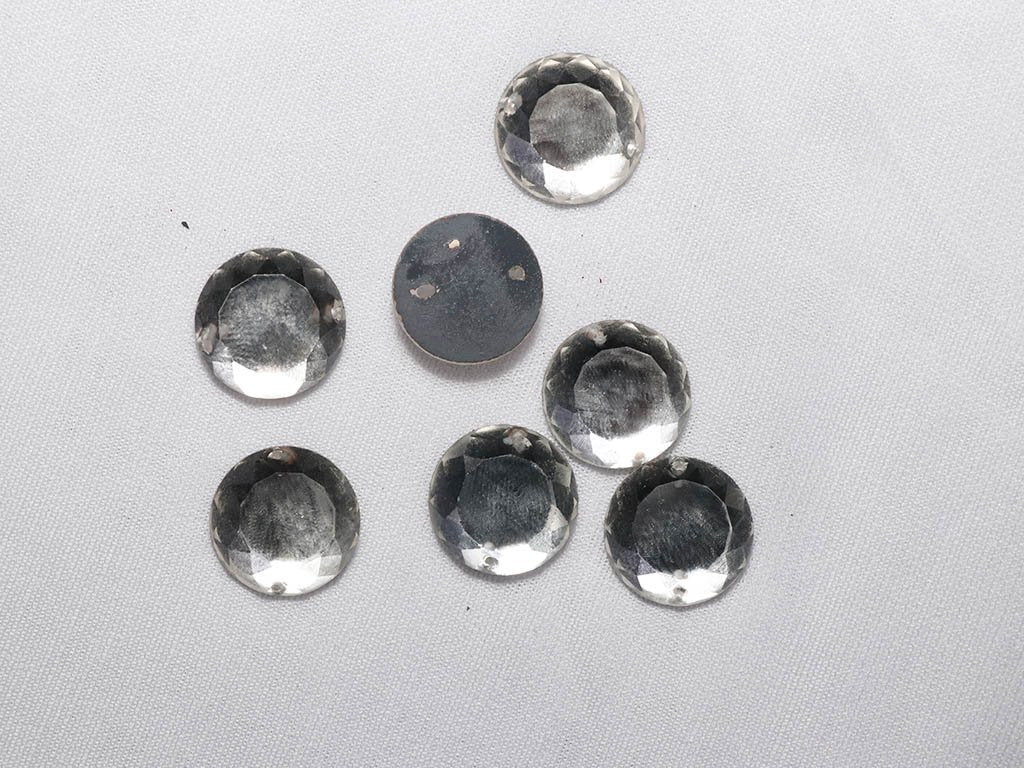 silver-2-hole-circular-glass-stones-16-mm