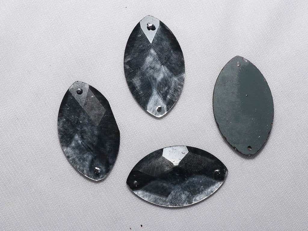silver-2-hole-eye-glass-stones-22x38-mm