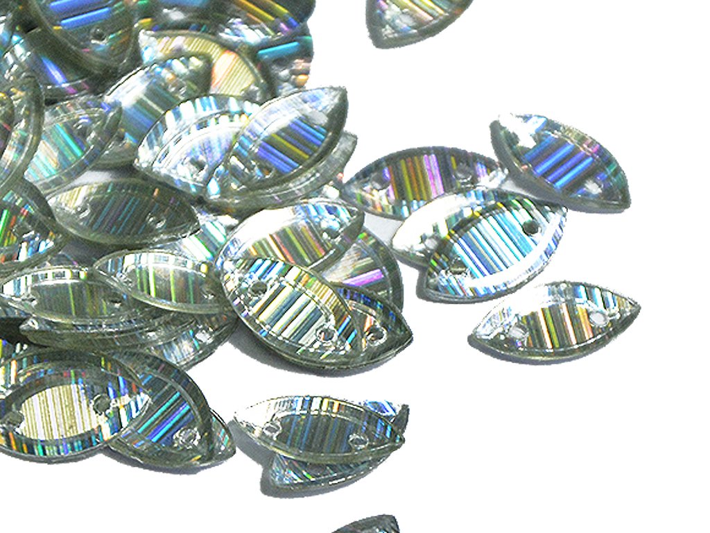 silver-boat-plastic-sequins