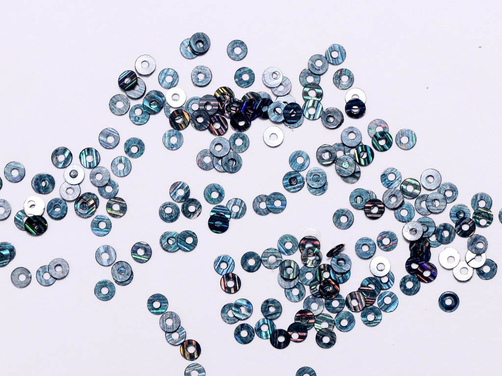 silver-center-hole-circular-plastic-sequins-1