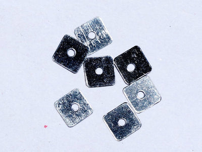 silver-centre-hole-square-plastic-sequin-8-mm