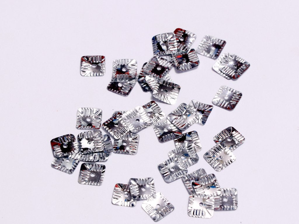 silver-centre-hole-square-plastic-sequins