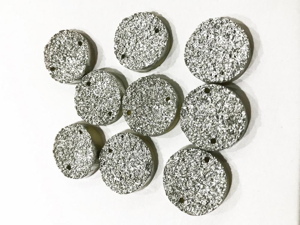 silver-circular-shiny-sugary-plastic-stones-16-mm