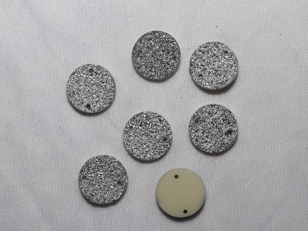silver-designer-circular-plastic-stones-16-mm