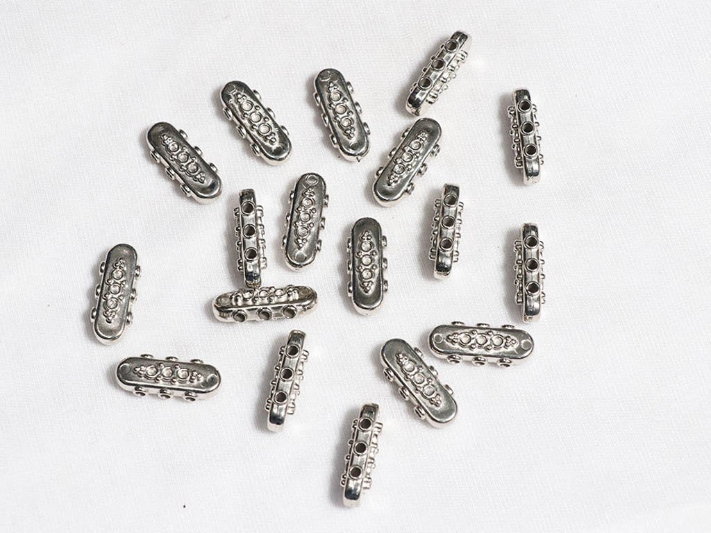 silver-designer-plastic-beads-10x24-mm