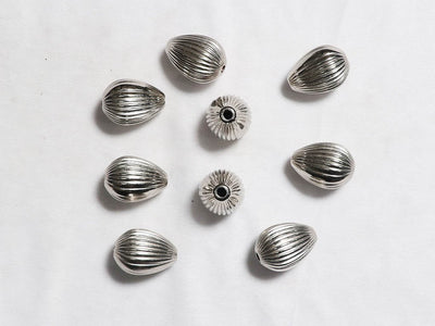 silver-drop-designer-plastic-beads-26x35-mm