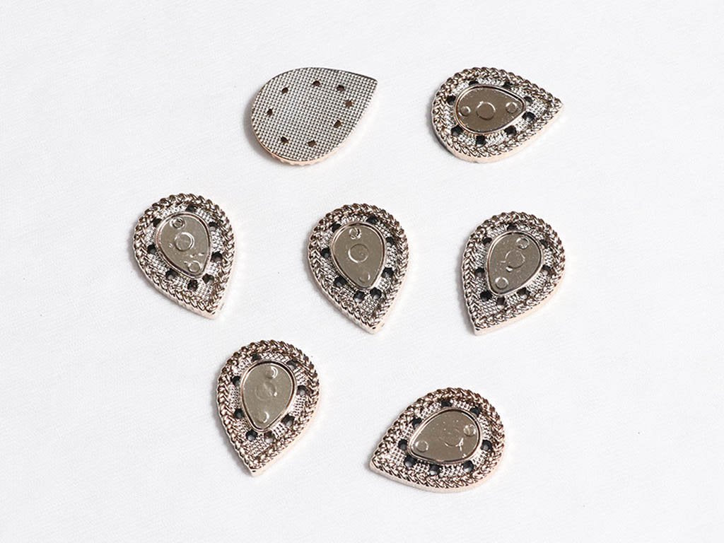 silver-drop-designer-plastic-beads-28x35-mm
