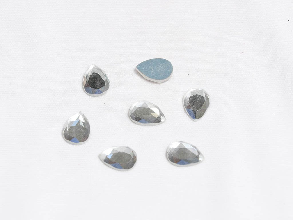 silver-drop-glass-stones-18x13-mm