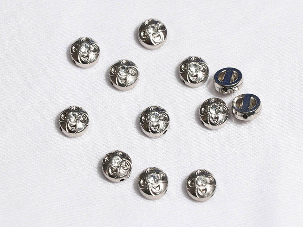 silver-fancy-circular-plastic-beads-12-mm