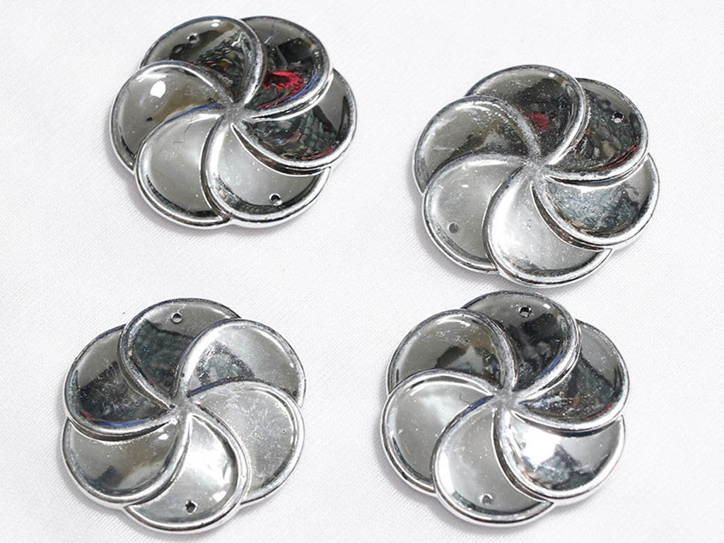 silver-fancy-flower-plastic-beads-40-mm