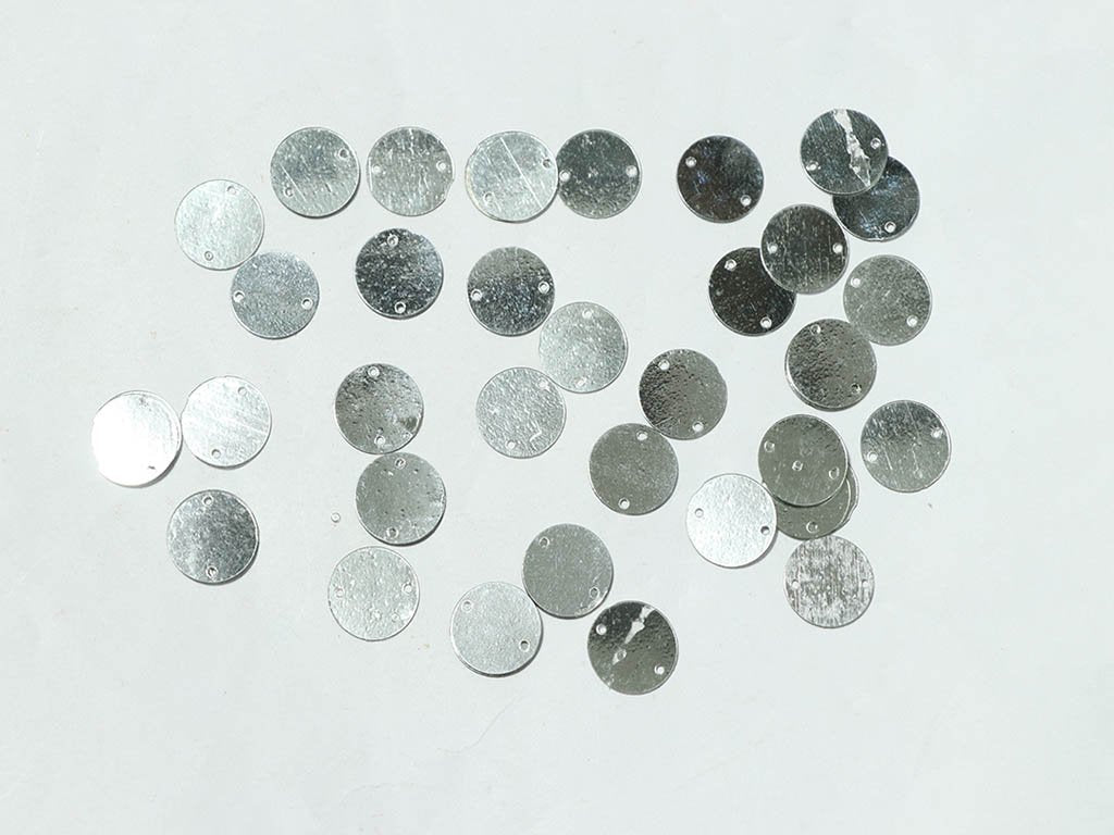 silver-flat-circular-plastic-sequins-12-mm