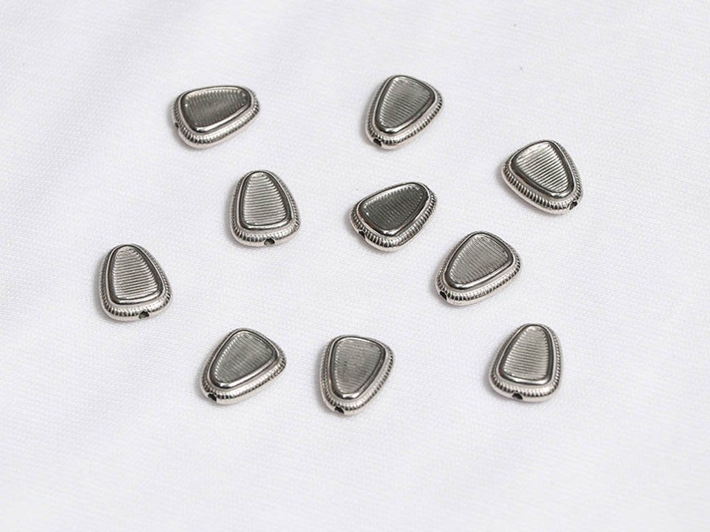 silver-flat-triangular-plastic-beads-15x17-mm