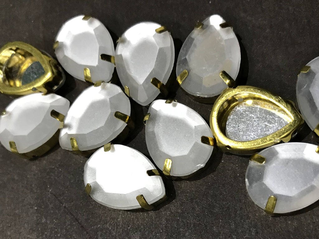 silver-matte-drop-resin-stones-with-catcher-18x13-mm
