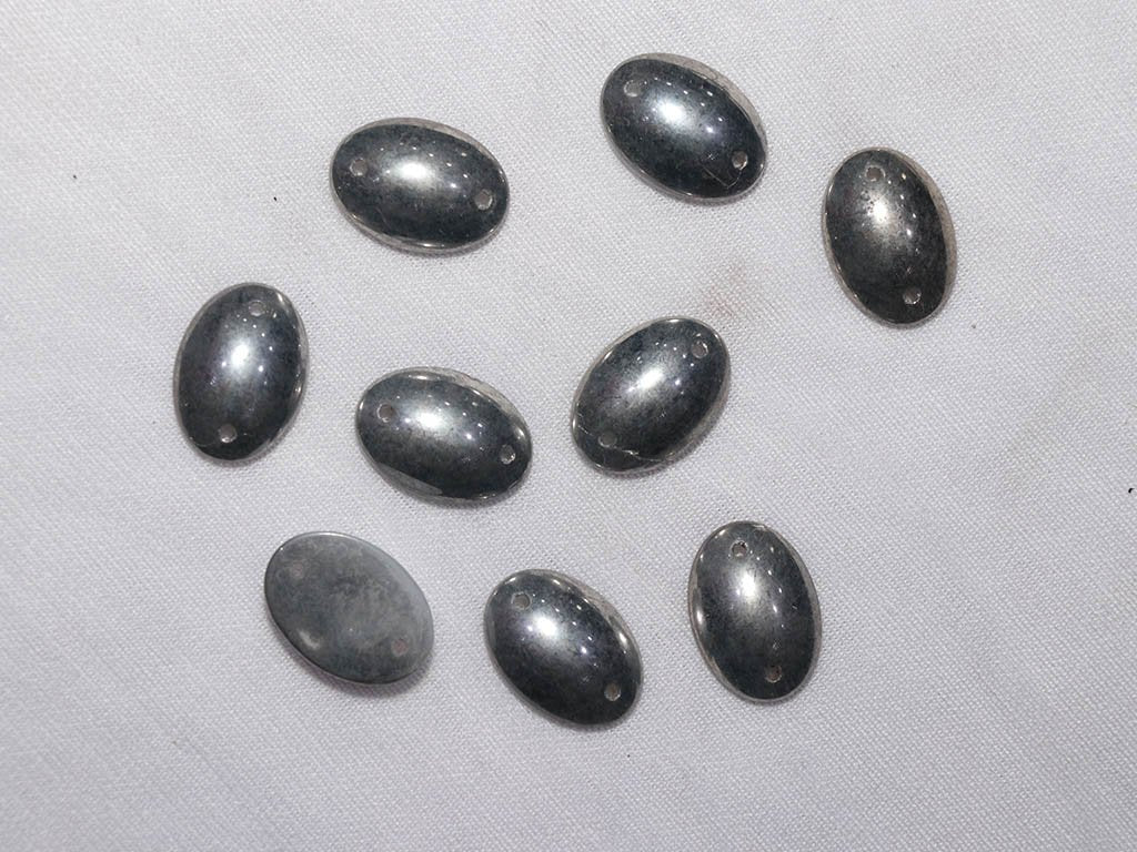 silver-matte-oval-glass-stones-18x13-mm