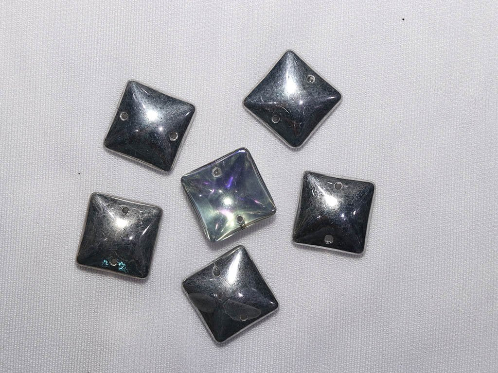 silver-matte-square-glass-stones-14x14-mm