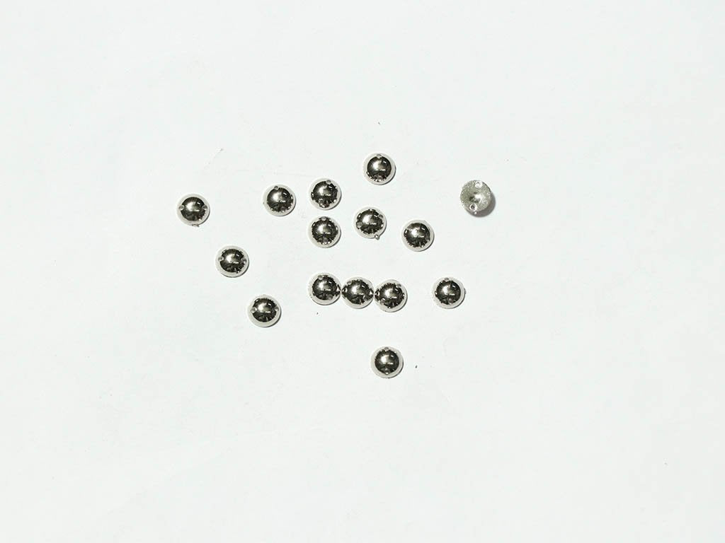 silver-metallic-2-hole-circular-plastic-stones-8-mm