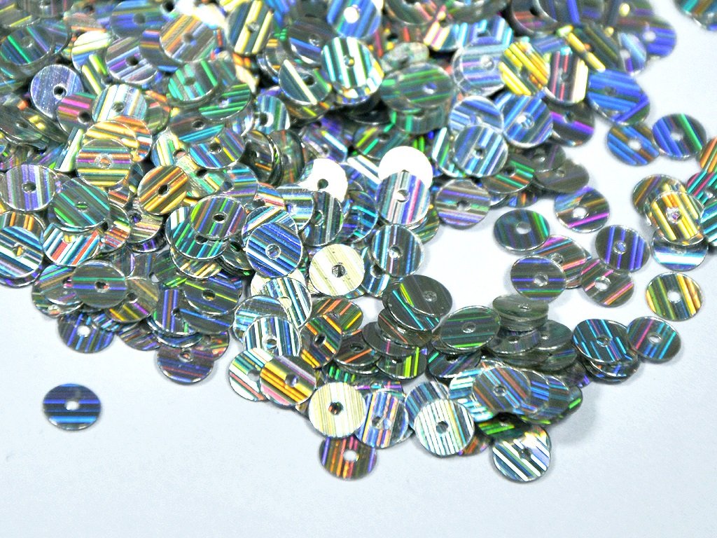 silver-rainbow-circular-plastic-sequins