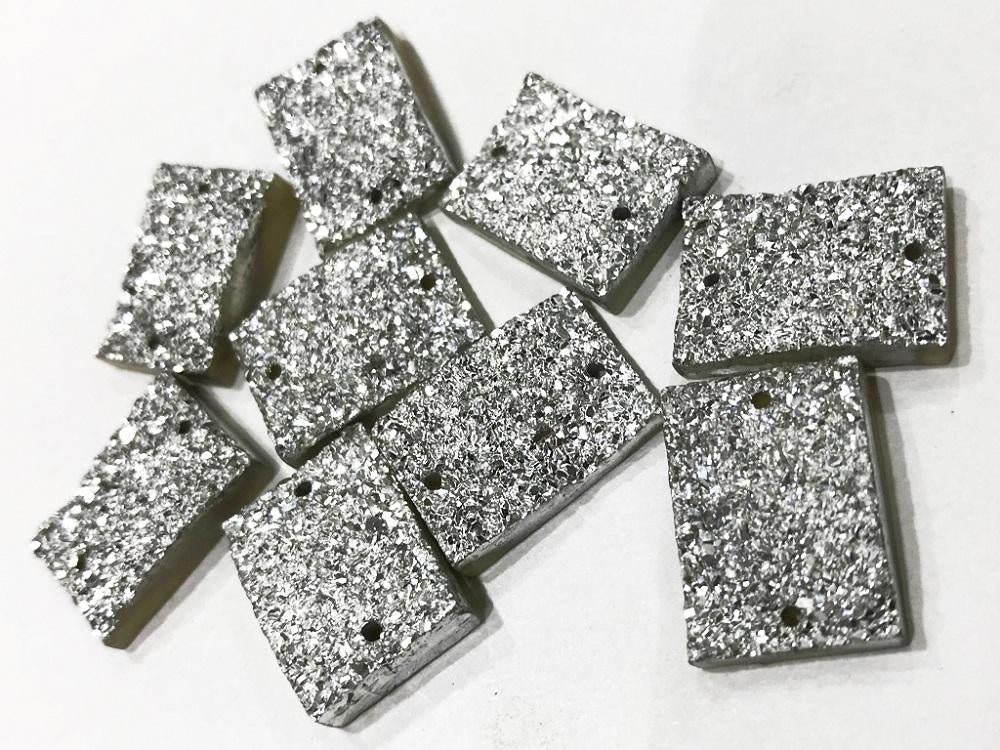 silver-rectangular-shiny-sugary-plastic-stones-18x13-mm