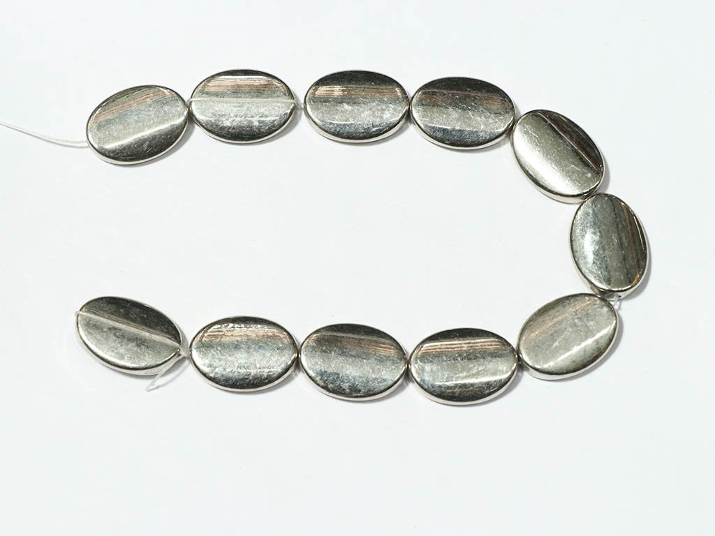 silver-twisted-oval-plastic-beads-25x20-mm