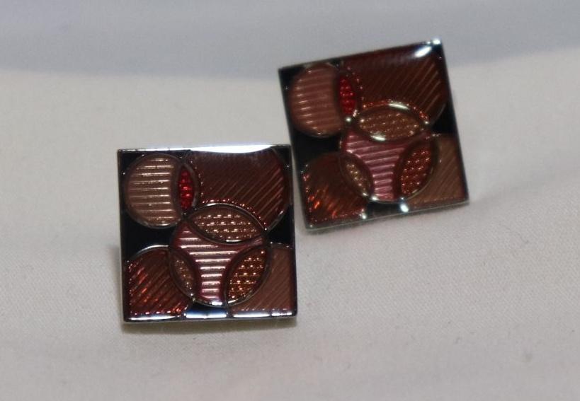 square-concentric-circles-peach-silver-metallic-cufflinks