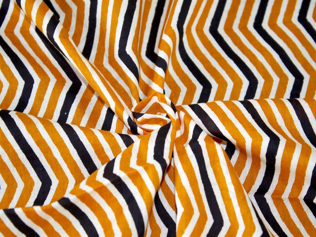 yellow-black-chevron-design-cotton-fabric-rpd7-mustbl-c