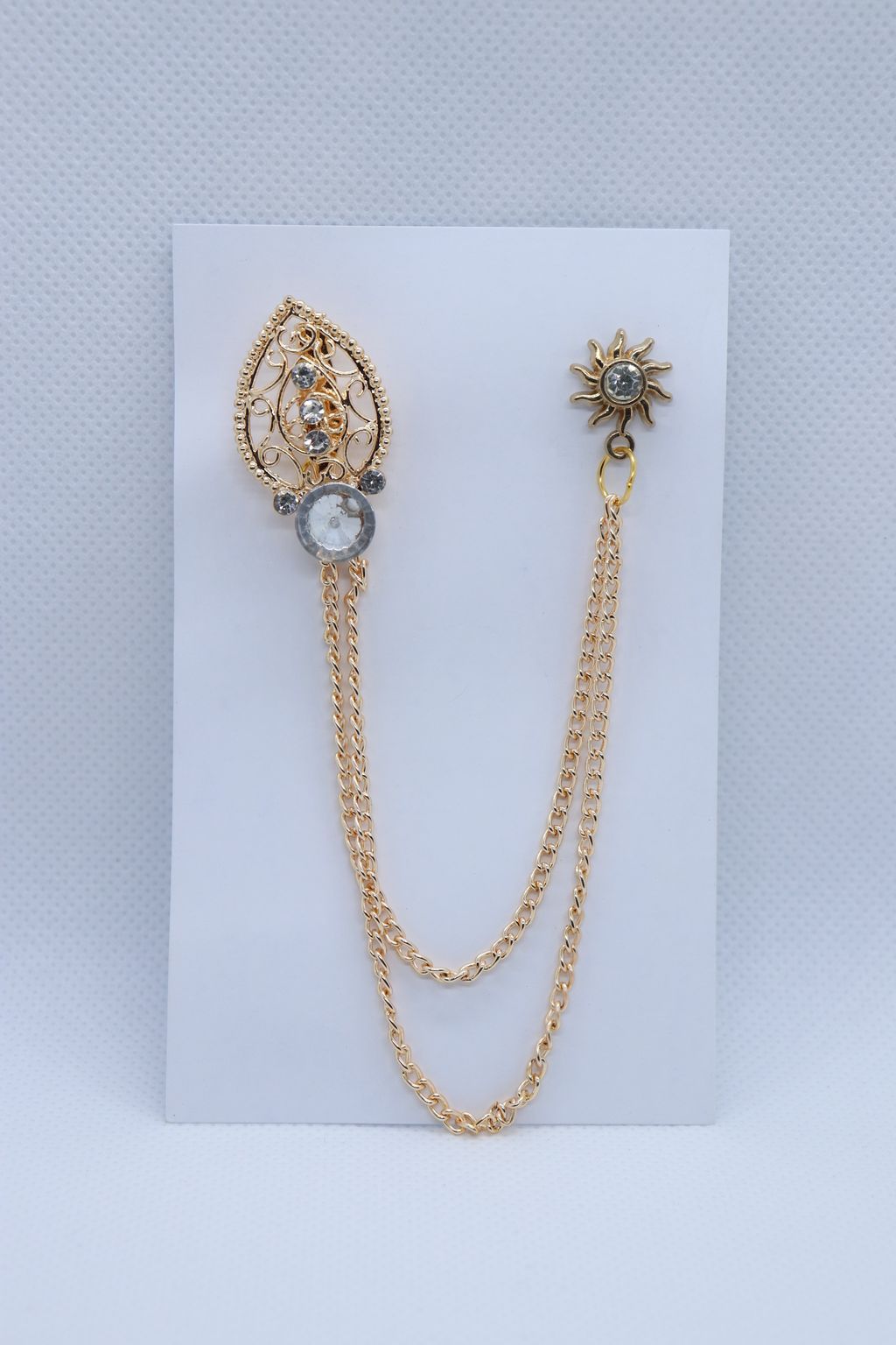tear-drop-with-white-stone-brooch