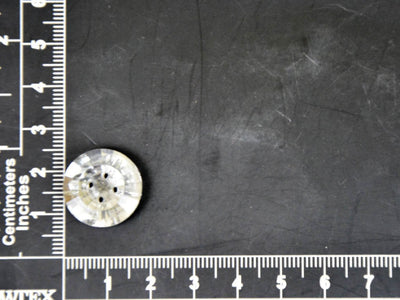 transparent-4-hole-circular-glass-stone