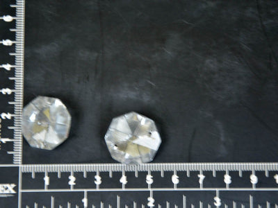 transparent-hexagonal-faceted-glass-stone