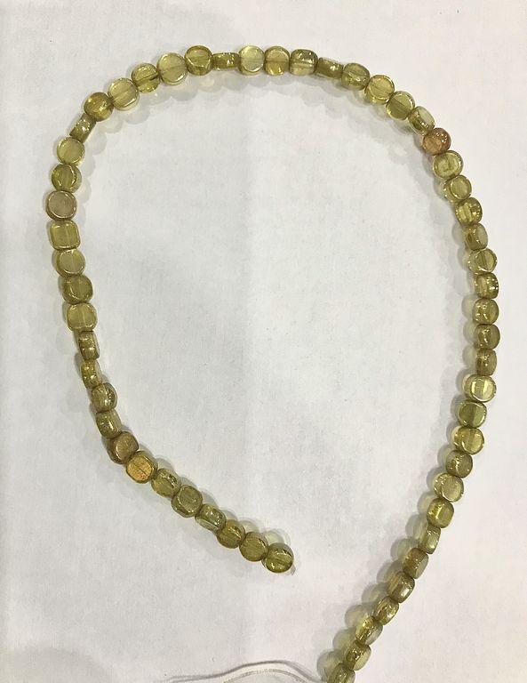 transparent-light-green-round-glass-beads