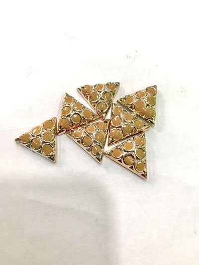 triangular-plastic-stone-with-enamel-1