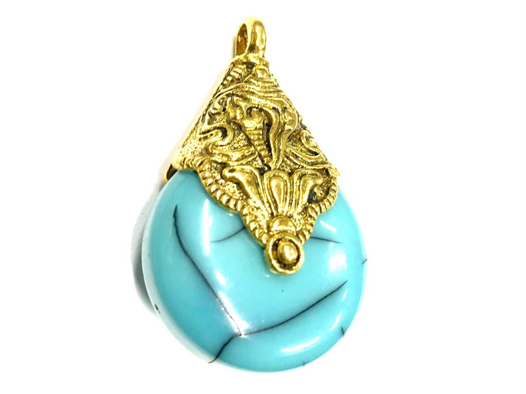 turquoise-circular-stone-pendant-with-designer-golden-cap-42x27-mm