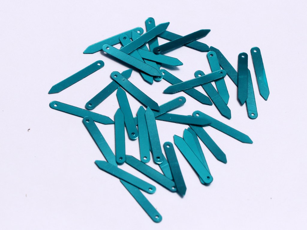 turquoise-one-hole-arrow-plastic-sequins