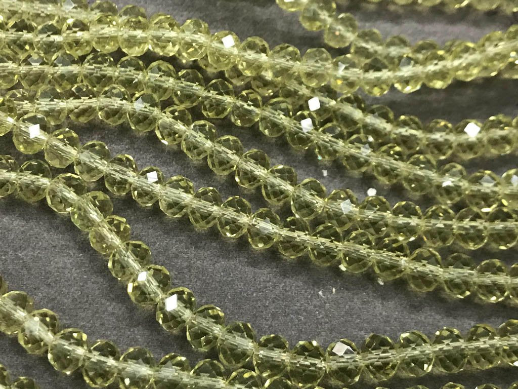 pastel-yellow-transparent-rondelle-tyre-glass-crystal-beads-6-mm