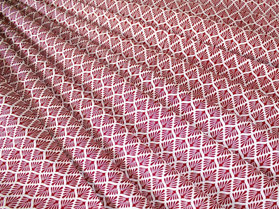 white-maroon-leaves-design-cotton-fabric-rpd18-m-c