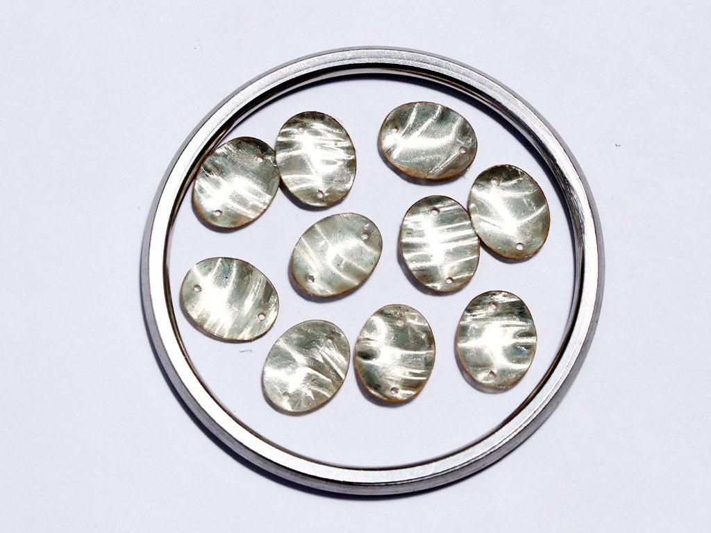 water-golden-two-hole-oval-plastic-sequins