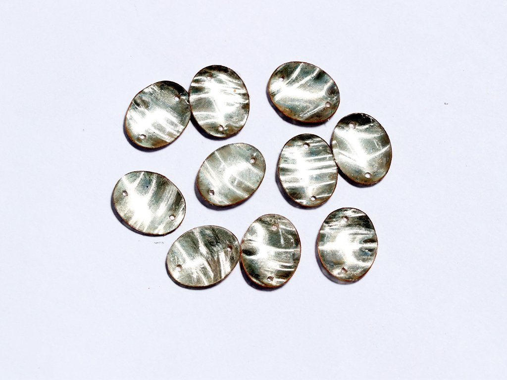 water-golden-two-hole-oval-plastic-sequins